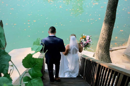 Wedding at Riverside Retreat