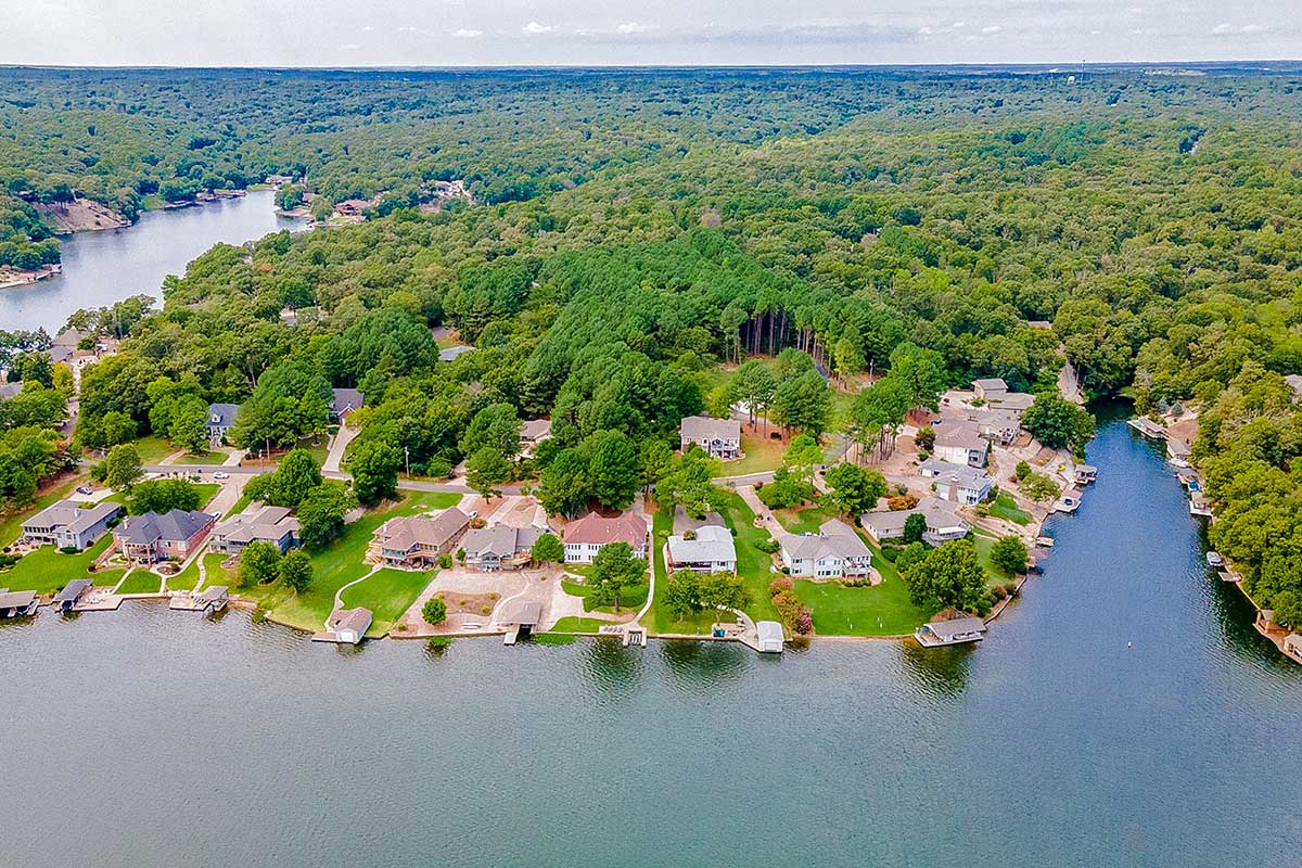 Lake Loch Lomond in Bella Vista, Arkansas